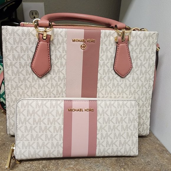Michael Kors Marilyn Medium Satchel Pink - Picture 1 of 4